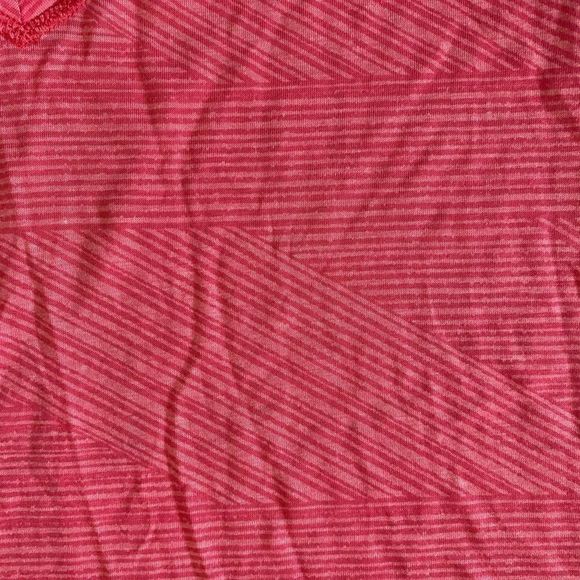 Liz Claiborne weekend lounge shirt - Picture 3 of 3